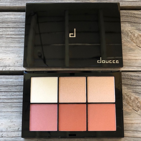 DOUCCE Posh Powder Blush & Highlighter Palette - Picture 1 of 6